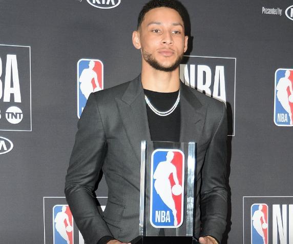 经纪人跑路，休赛季钓鱼，西蒙斯恐无缘NBA！