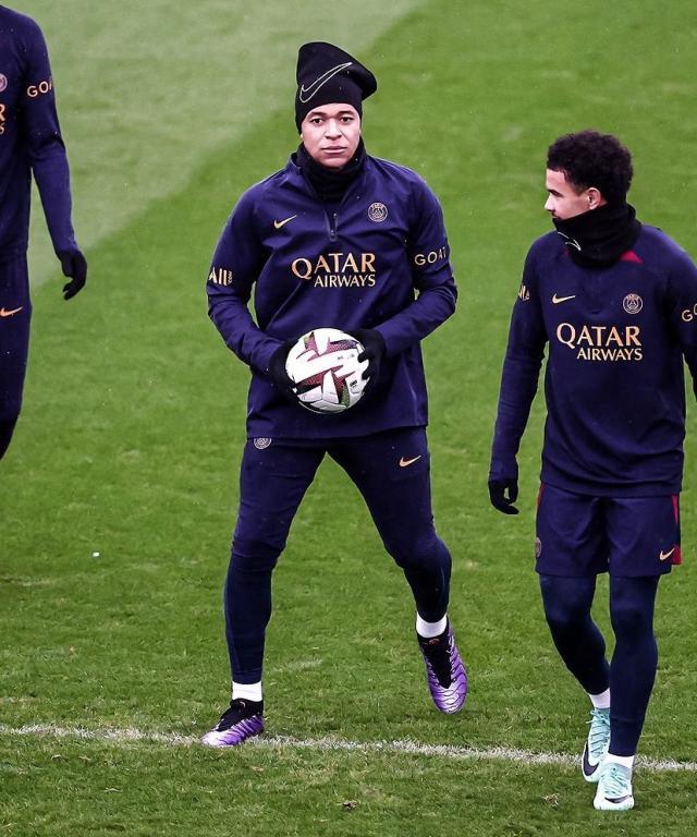 1704527330886016030.jpg 星空官网-巴黎无所谓留人,皇马不执着抢人,姆巴佩不再吃香?