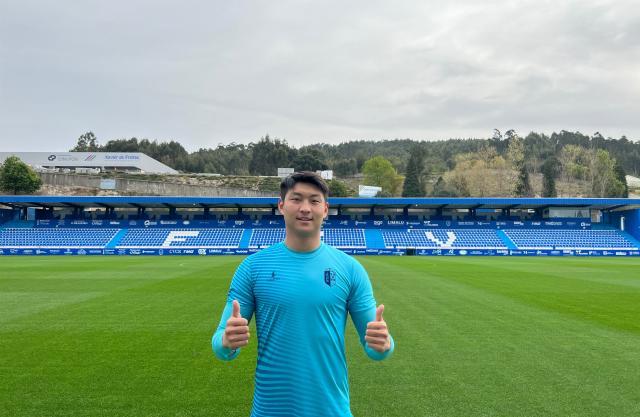 郭田雨今面见维泽拉众队友 已配临时翻译错过热身