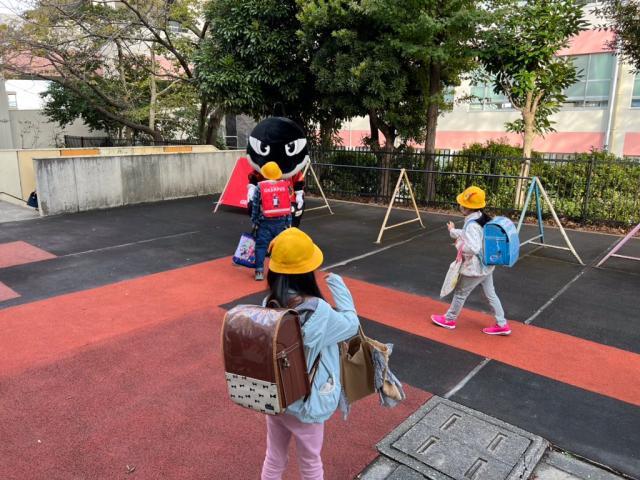 星空体育官网-足球从娃娃抓起!围观隔壁国家小朋友们的足球周末