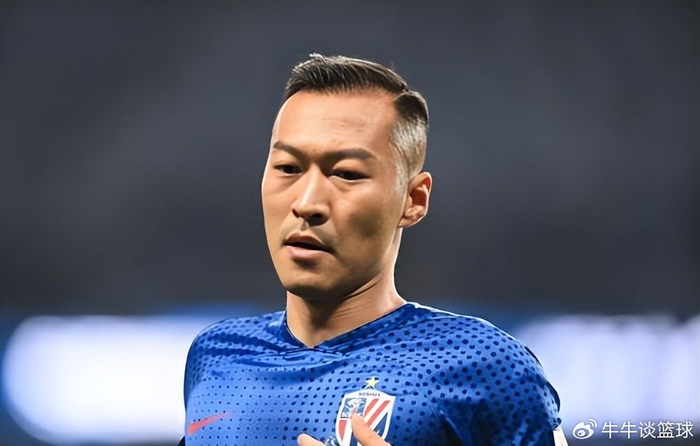 星空官网-他本赛季仅用三场比赛！就让球迷看到接班吴曦希望，值得期待|上海申花|中超|吴启鹏|斯卢茨基|上海申花足球俱乐部_新浪体育_新浪新闻
