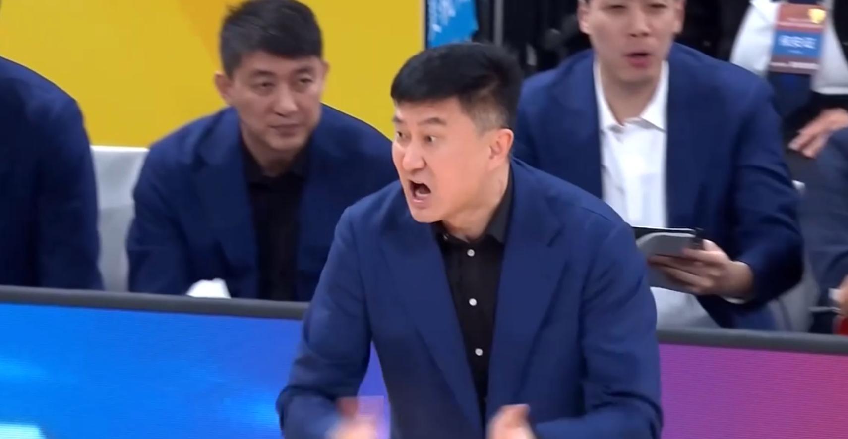 双外援粤沪大获全胜!大王生涯之夜,上海锁定冠军,广东杀回前3